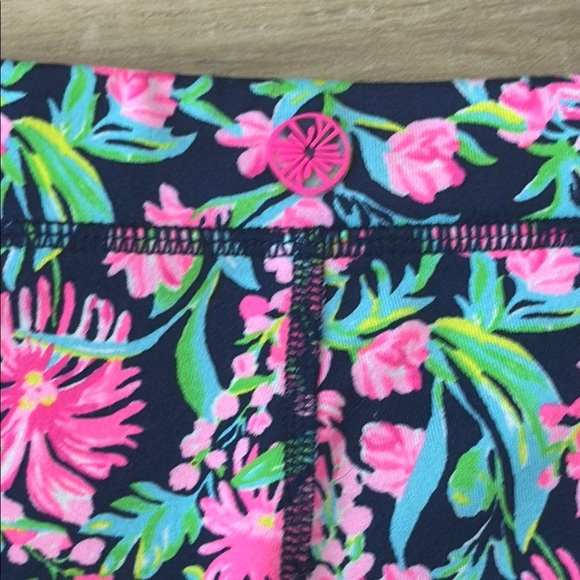 Lilly Pulitzer Floral tropical Kids Luxletic Leggings size XL 12-14 - Picture 7 of 10